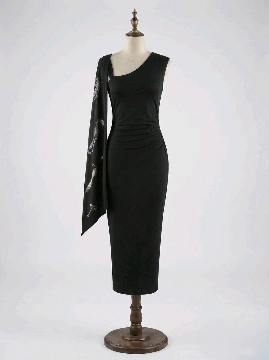 Villain Era Dress – Dark Elegance & Medieval Power - Size 12