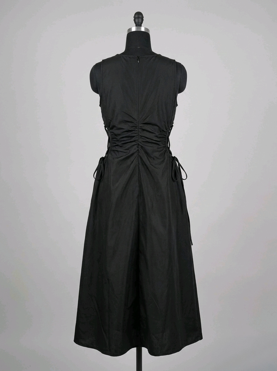 The Mourning Dress - Size 12