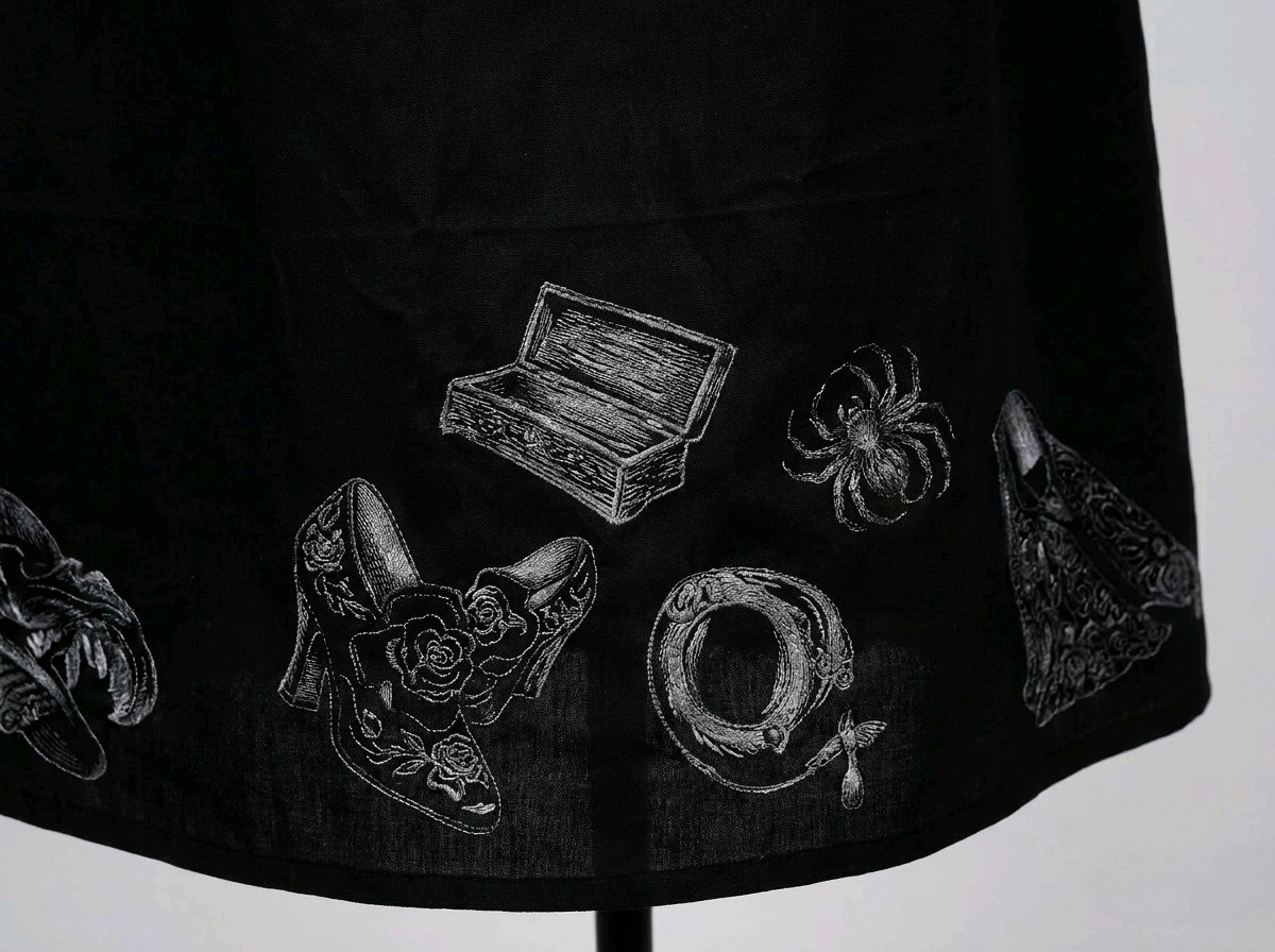 The Mourning Dress - Size 12